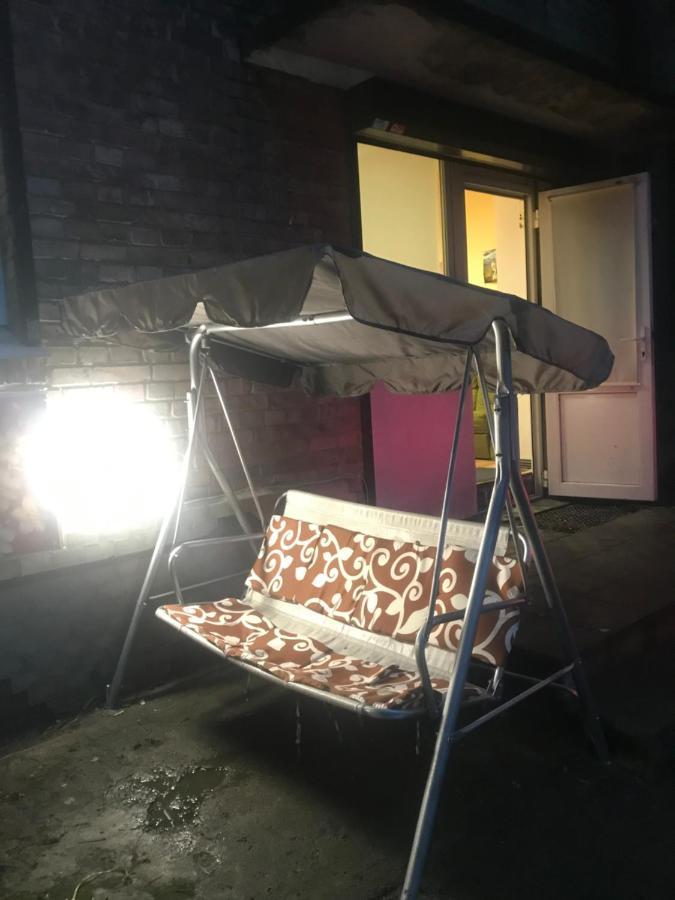 Ararat-Shulyavskaya Hostel Kiev Ngoại thất bức ảnh