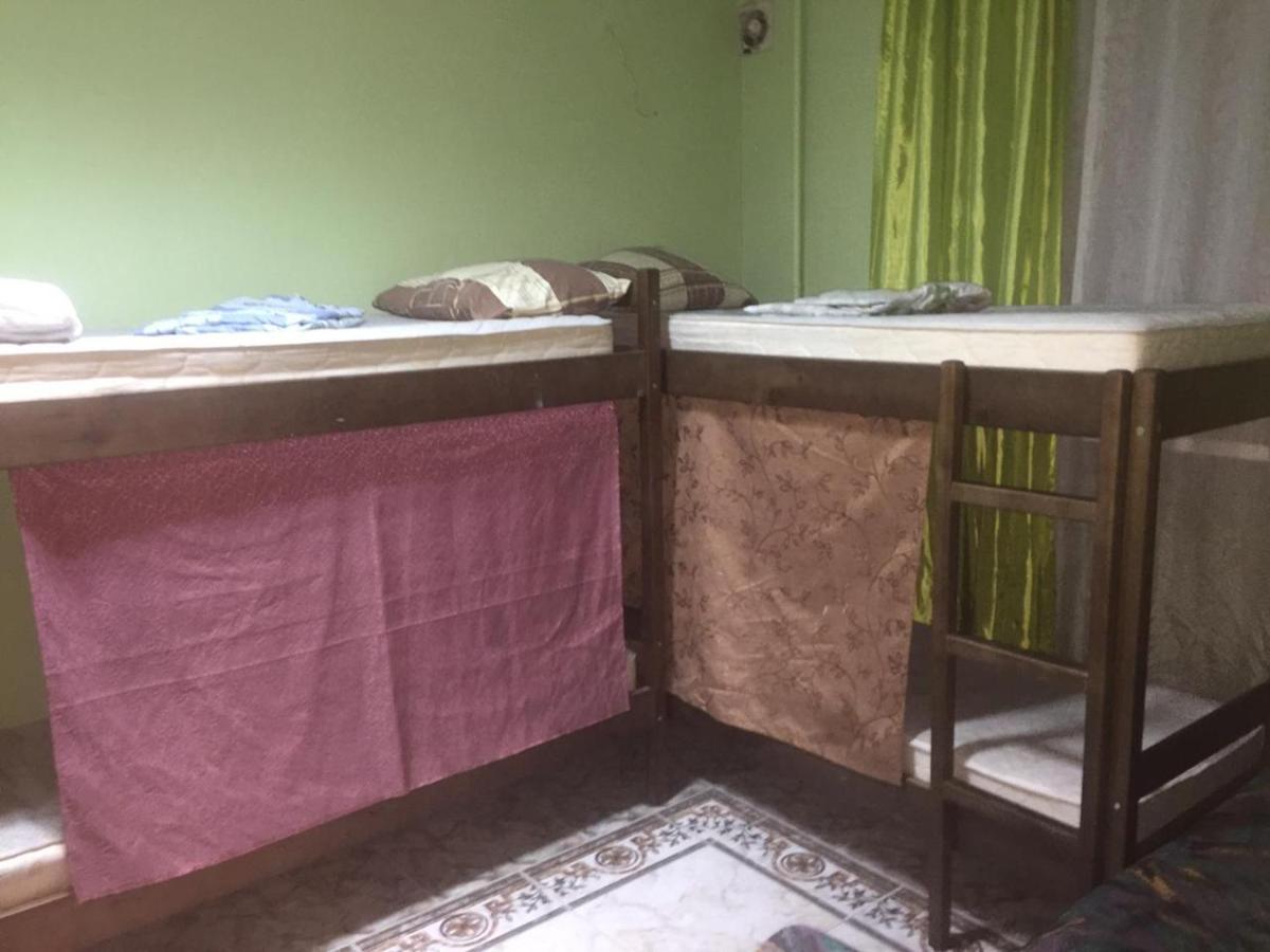 Ararat-Shulyavskaya Hostel Kiev Ngoại thất bức ảnh