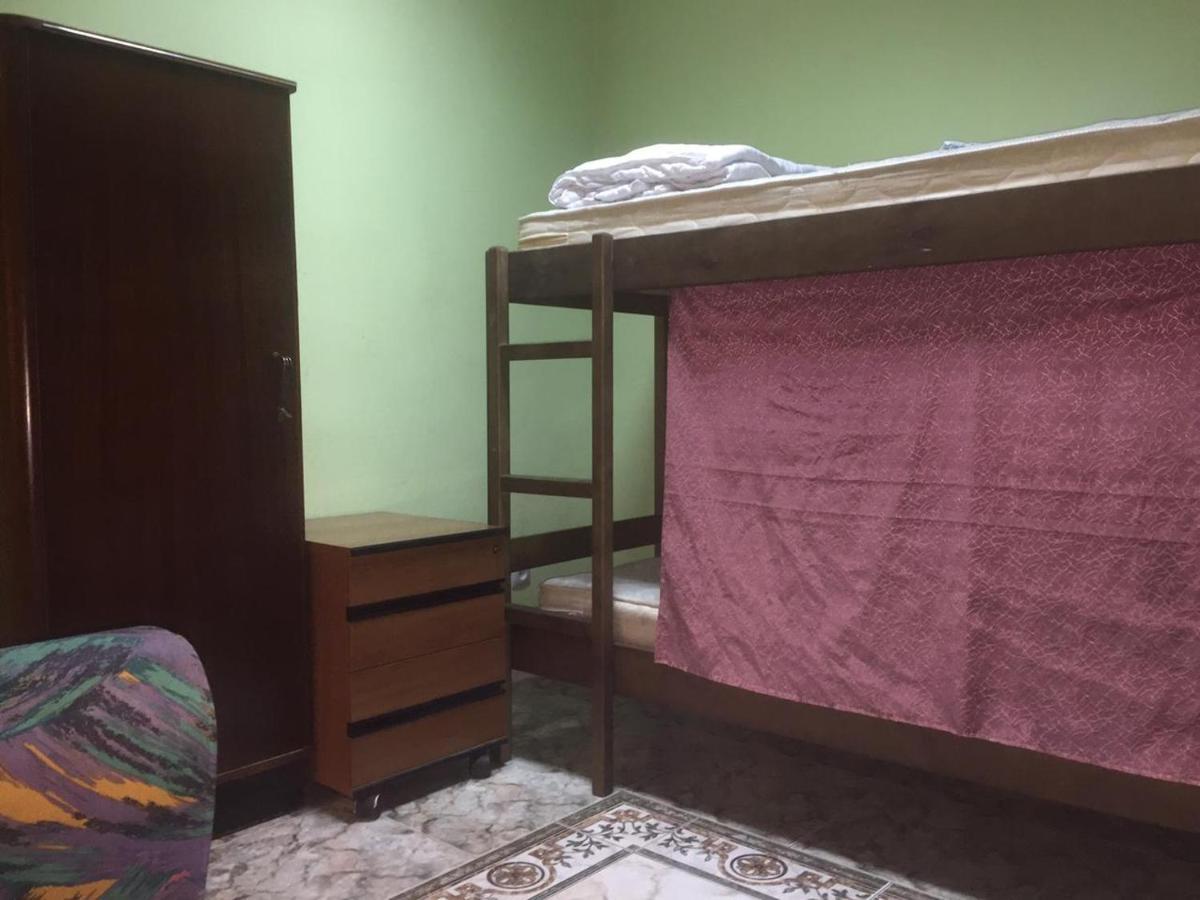 Ararat-Shulyavskaya Hostel Kiev Ngoại thất bức ảnh